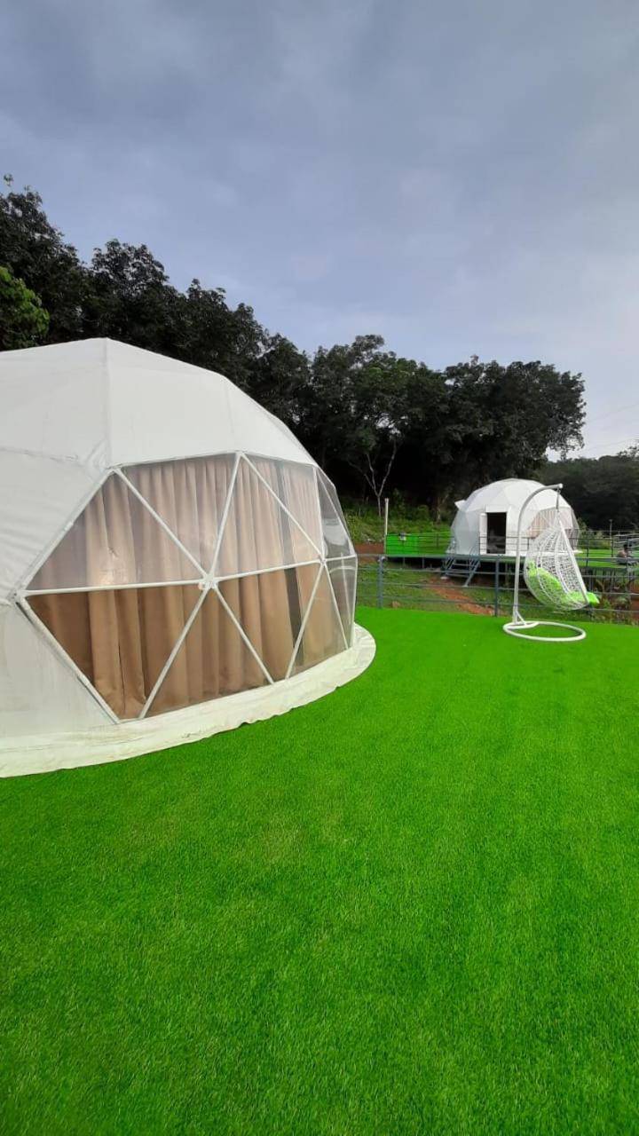 Hotel Wildglamps Athirappilly Exterior foto